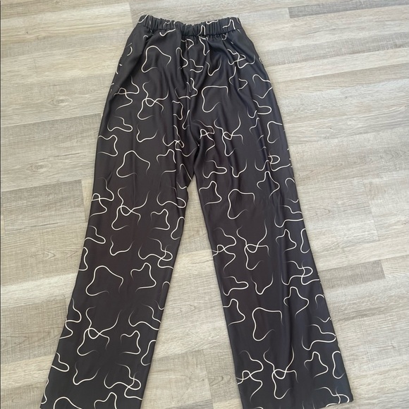 Delphine the Label Pants - Picture 6 of 6